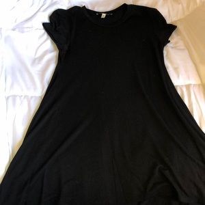 EXPRESS: Black Short Sleeve Dress